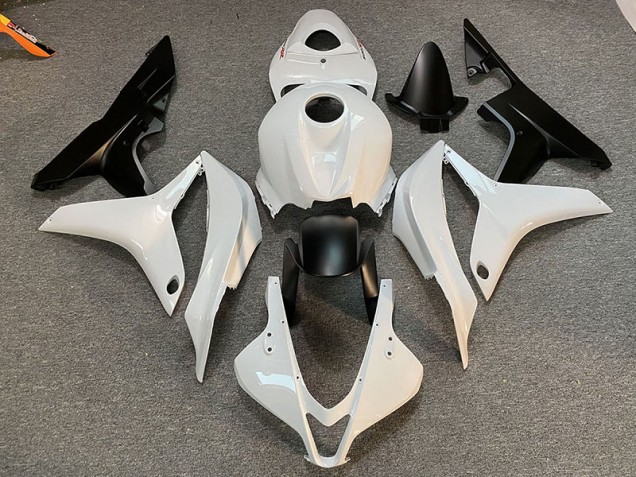 Clean White and Black Honda CBR600RR Fairings 2007-2008 Outlets Clean White and Black Honda CBR600RR Fairings 2007-2008 Outlets