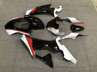 Gloss Red Black and White Yamaha R1 Fairings 2015-2019 Outlets