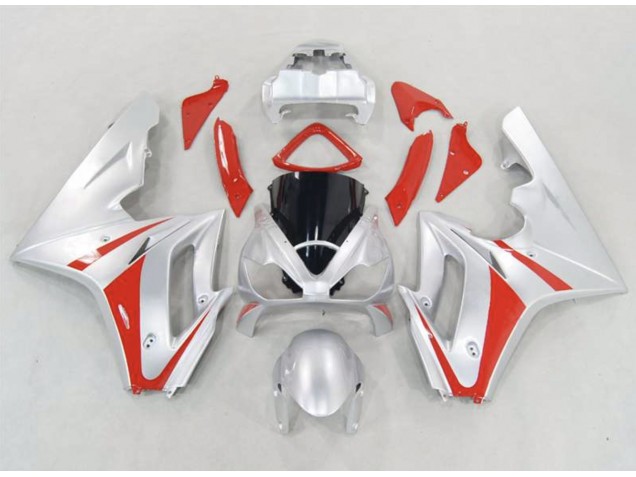 Silver and Red Triumph Daytona 675 Fairings 2006-2008 Outlets Silver and Red Triumph Daytona 675 Fairings 2006-2008 Outlets
