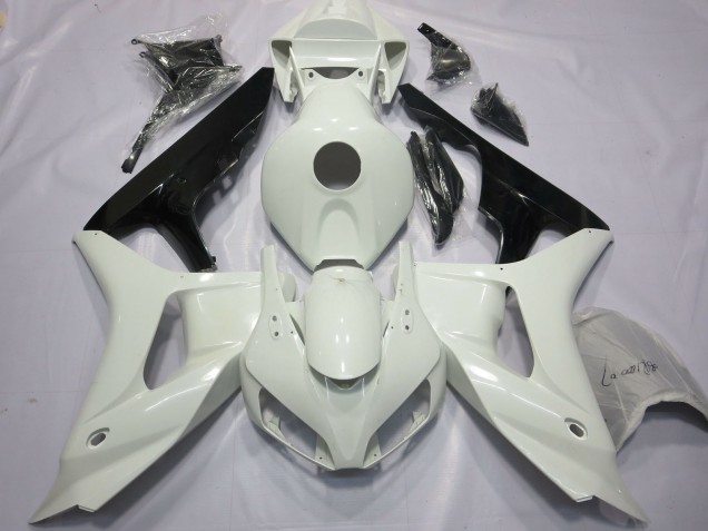 White and Black Honda CBR1000RR Fairings 2006-2007 Outlets White and Black Honda CBR1000RR Fairings 2006-2007 Outlets